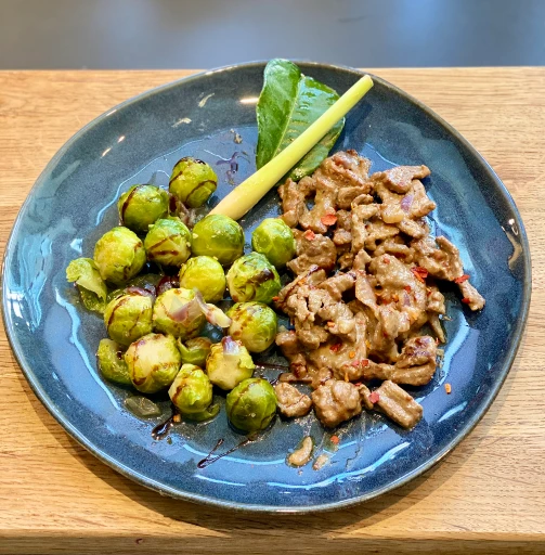 Rosenkohl mit Beefrendang