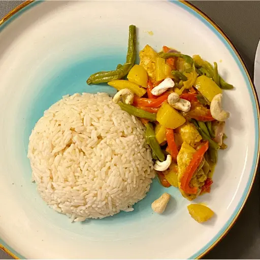 Erdnuss Curry mit Kartoffeln